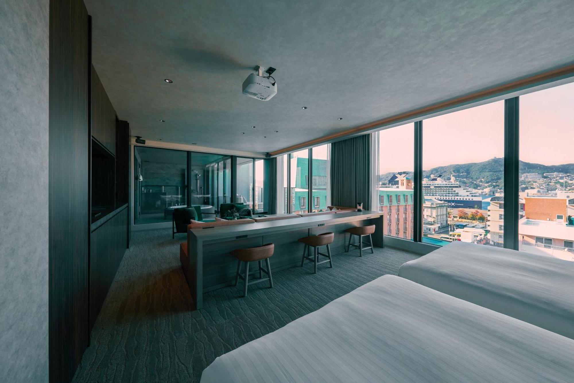 Fav Lux Nagasaki Hotel Ngoại thất bức ảnh